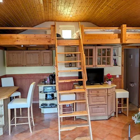 Ferienwohnung, Tiny House, Weisseritztaeler, Wandern & Radfahren Holiday home *