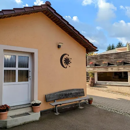 Holiday home Ferienwohnung, Tiny House, Weisseritztaeler, Wandern & Radfahren *