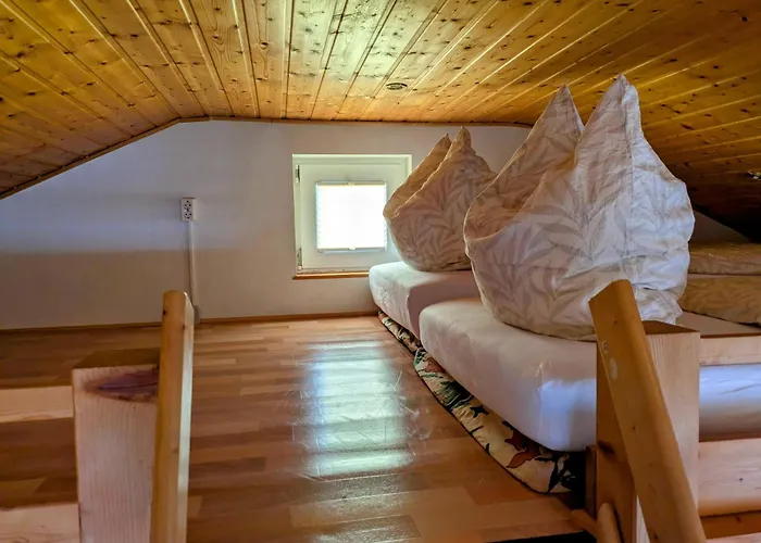 Ferienwohnung, Tiny House, Weisseritztaeler, Wandern & Radfahren بيت للعطل Klingenberg