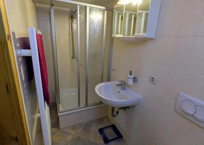 Ferienwohnung, Tiny House, Weisseritztaeler, Wandern & Radfahren بيت للعطل